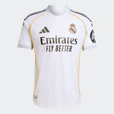 Camiseta de local del Real Madrid, temporada 2025/2026